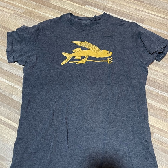 COPY - Patagonia Men T Shirt - Picture 1 of 2